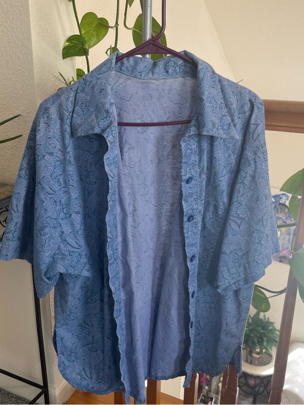 Light Blue Short-Sleeve Button-Up Shirt Jacket
